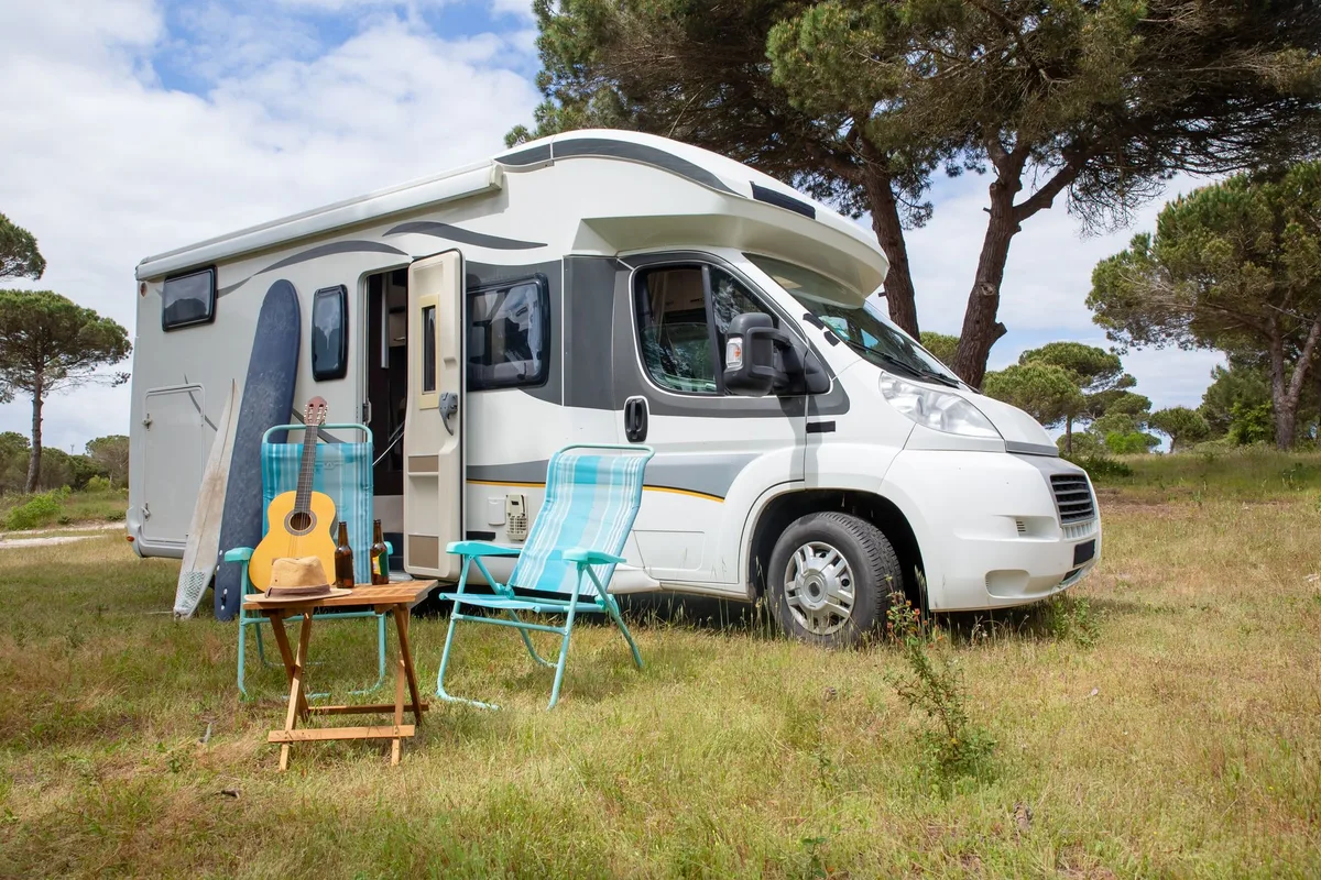 Motokaravan iç yaşam alanı